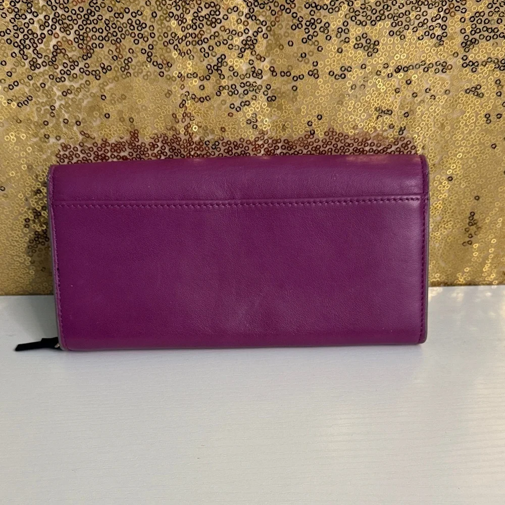 Lodis Magenta Genuine Leather Bifold snap closing Clutch Wallet